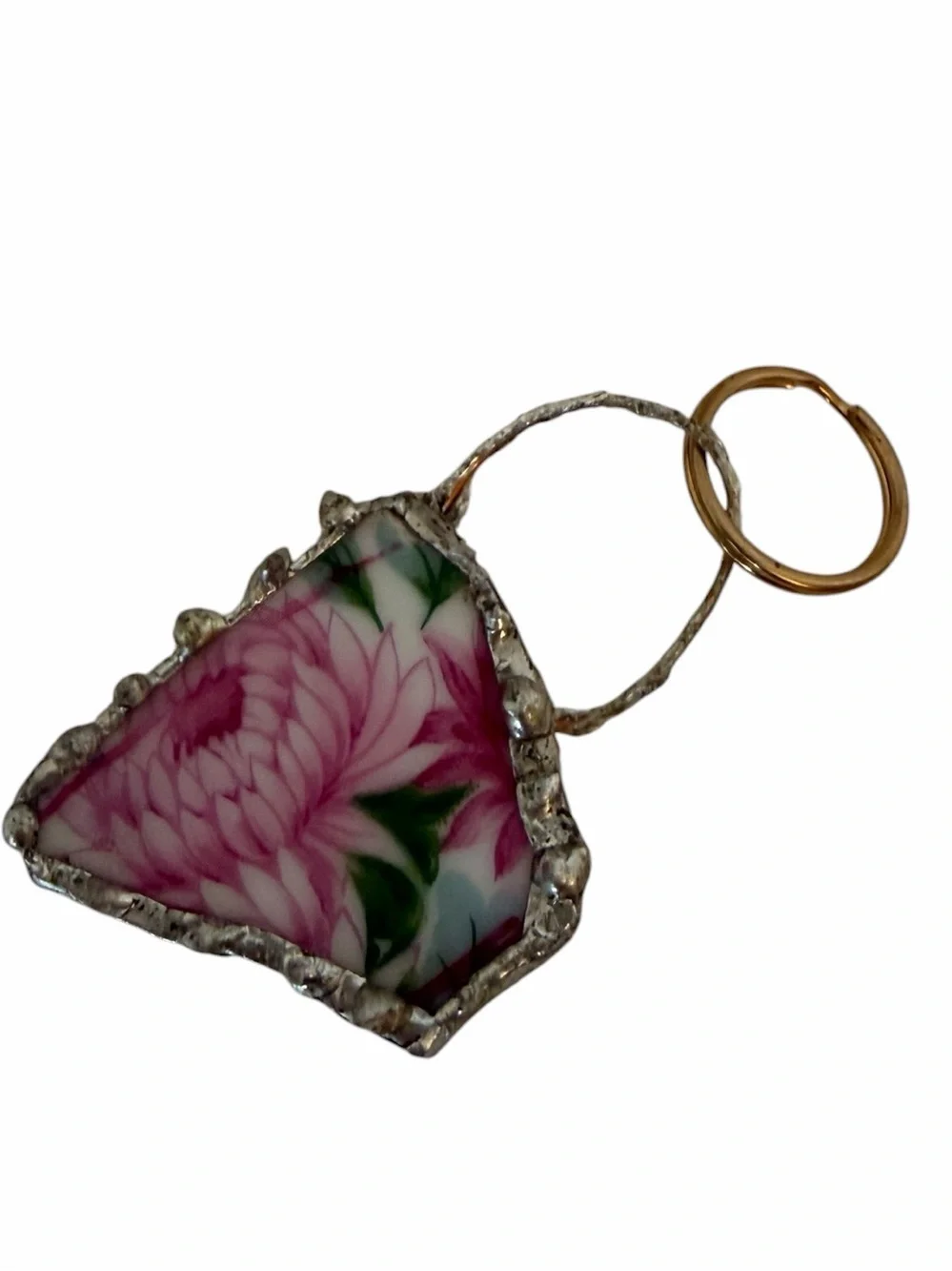 Silver‑Plated Broken‑China Floral Key Ring – Gold Accent Loop